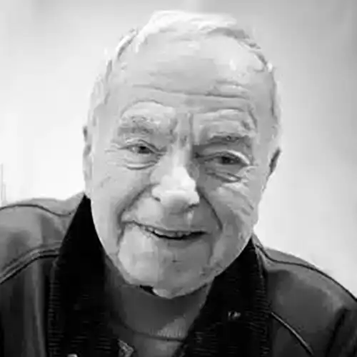 Adrián Villar Rojas artiste argentin